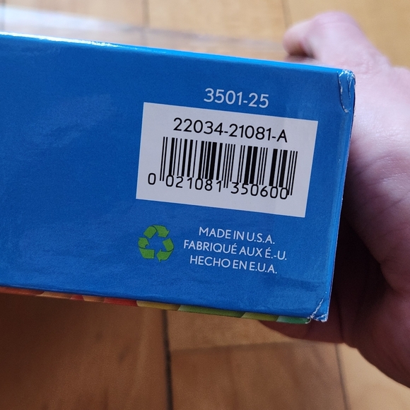 Thomas Kinkade French Riviera Café 2000 Piece Jigsaw Puzzle - Picture 2 of 7